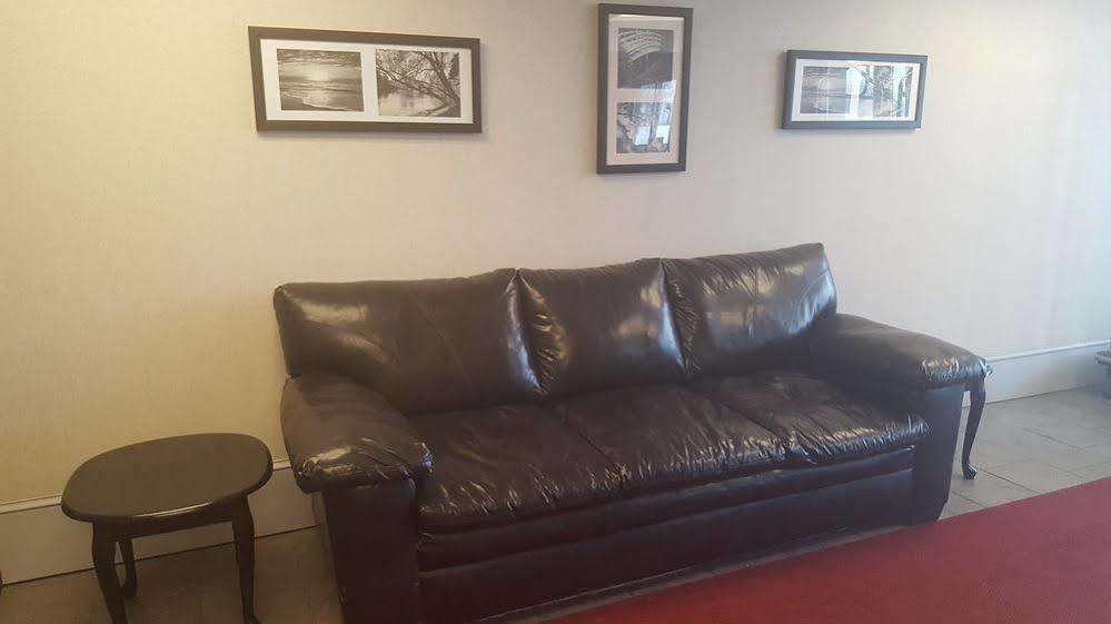 Rodeway Inn Willington North Экстерьер фото